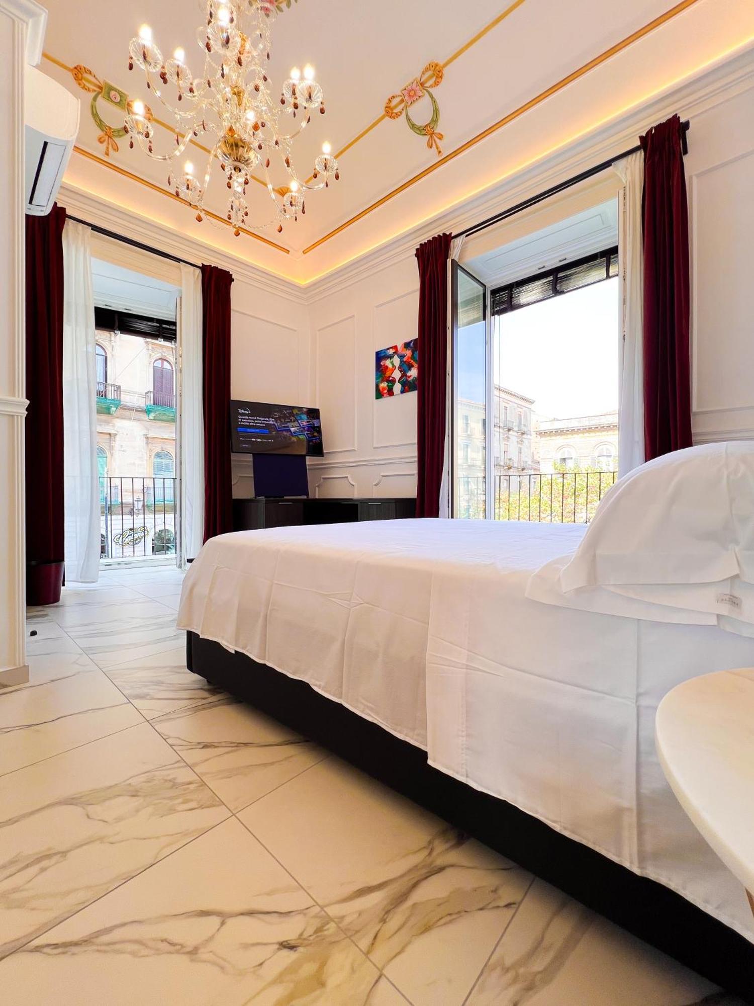 Ricci Palace Suites CTA Exterior foto